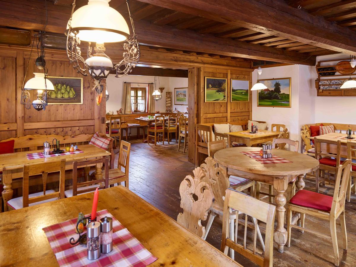 Gutshof Uttlau Hotel Haarbach Bagian luar foto