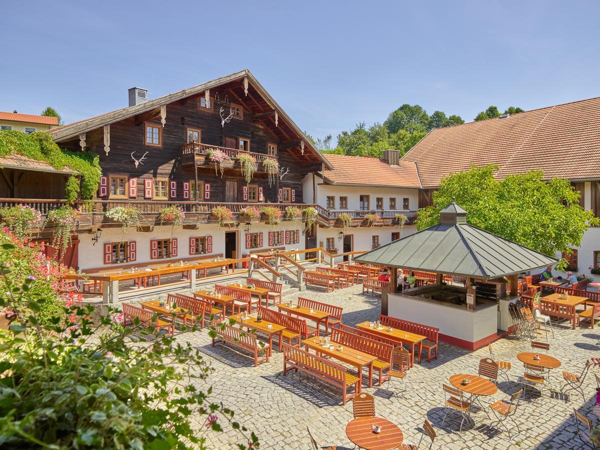 Gutshof Uttlau Hotel Haarbach Bagian luar foto